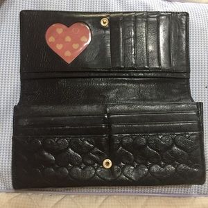 Lovcat leather HEART wallet bifold kiss closure